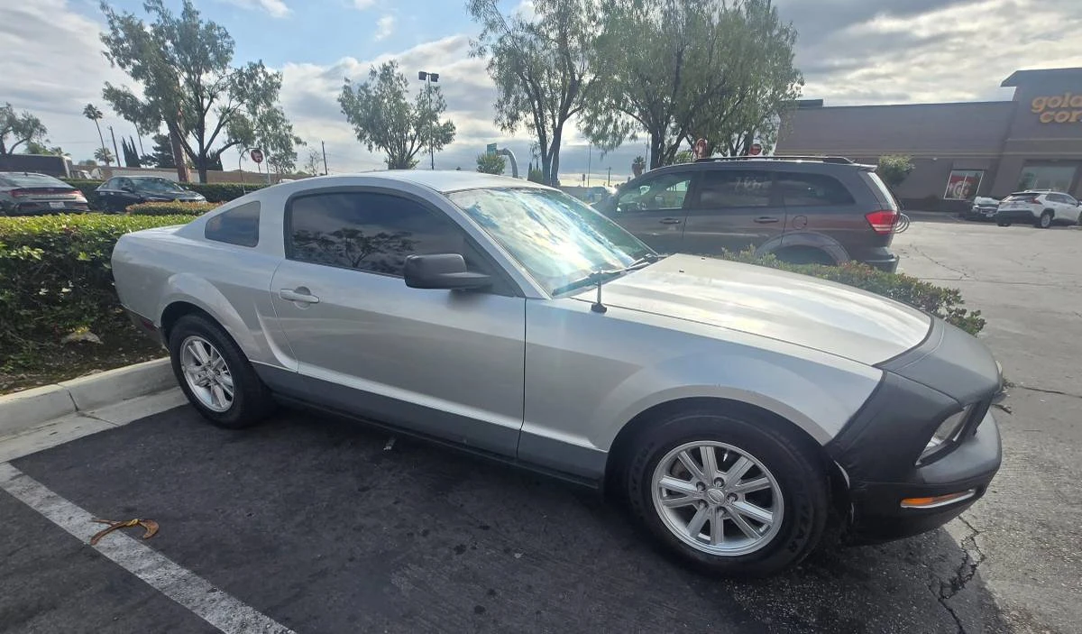 2005 Ford S197 Mustang - Image 4 of 20