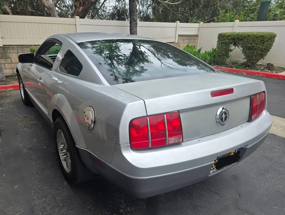 2005 Ford S197 Mustang - Image 4 of 17