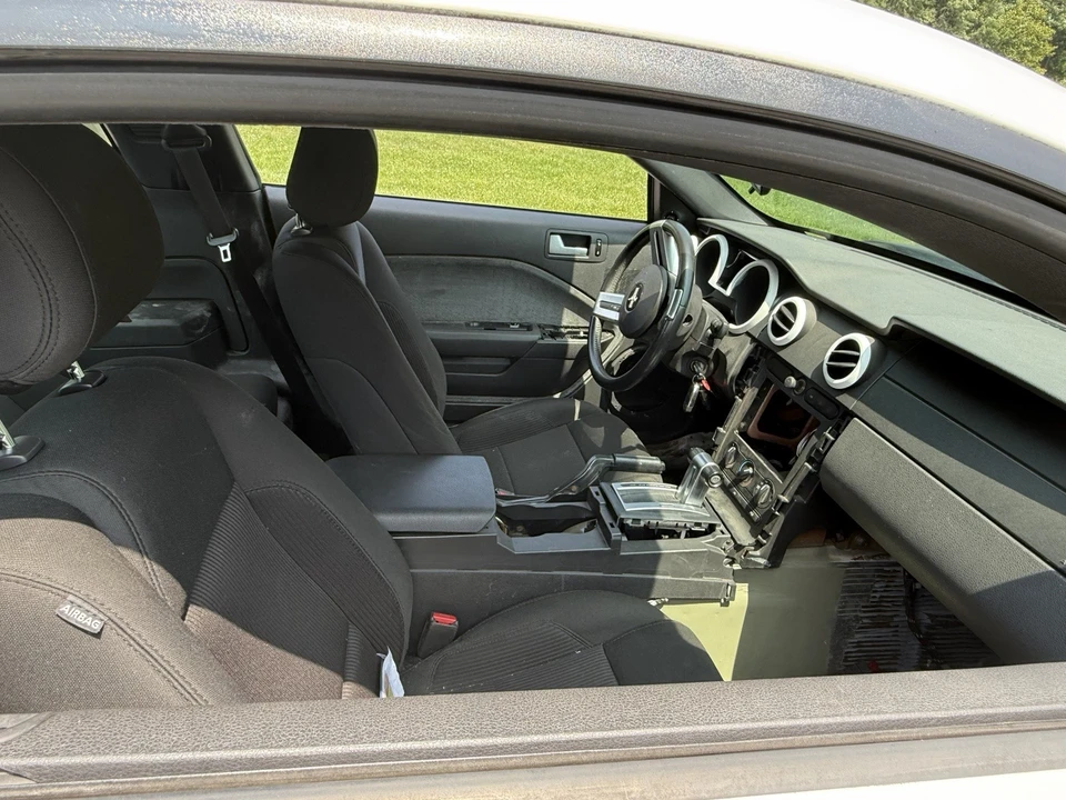 2005 Ford S197 Mustang - Image 12 of 20