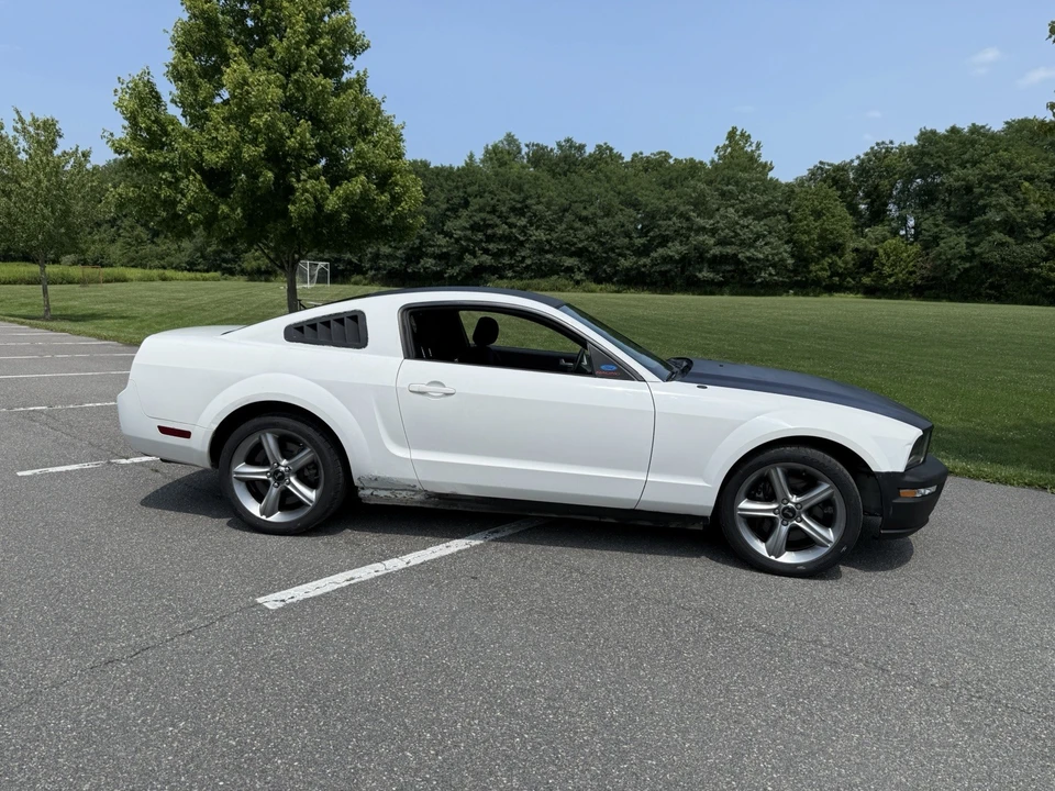 2005 Ford S197 Mustang - Image 4 of 20
