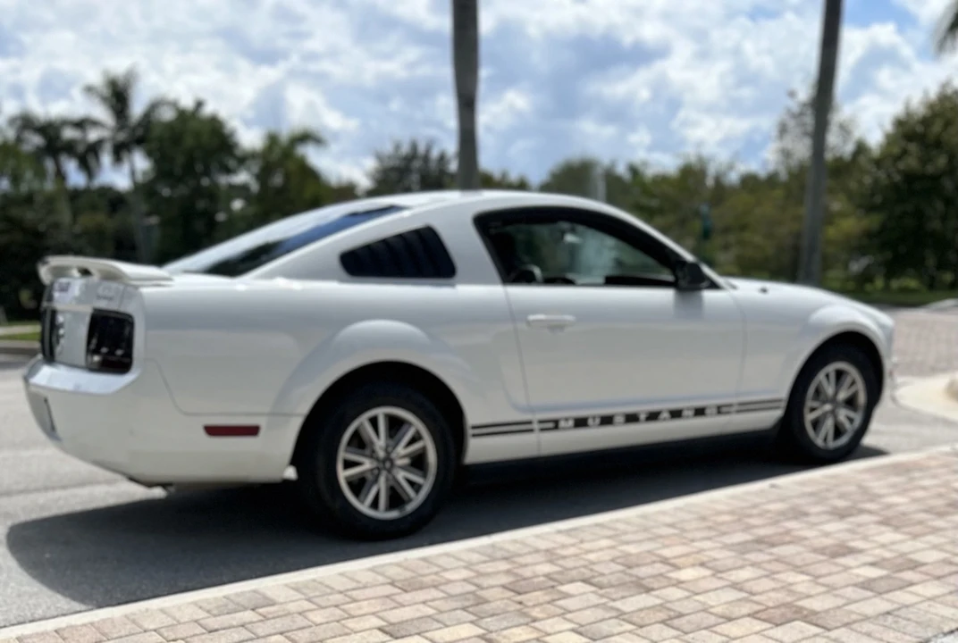 2005 Ford S197 Mustang - Image 5 of 21
