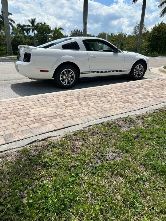 2005 Ford S197 Mustang - Image 8 of 21