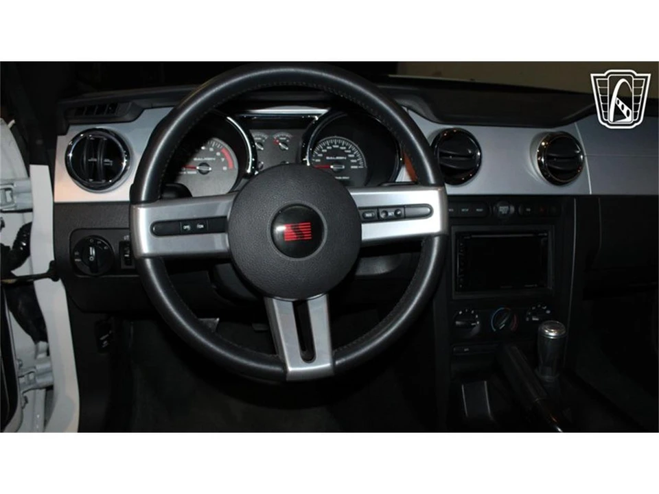 2005 Ford S197 Mustang - Image 8 of 31