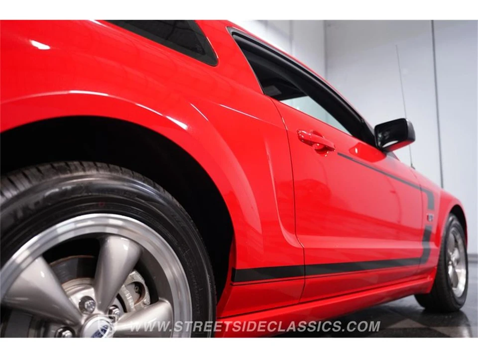 2005 Ford S197 Mustang - Image 22 of 31