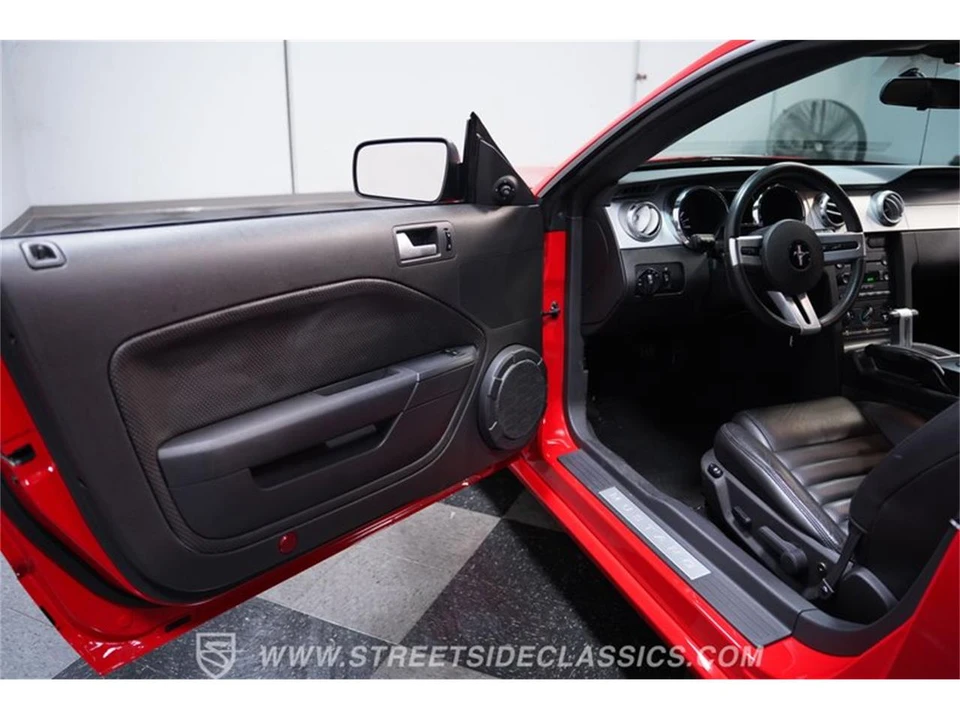 2005 Ford S197 Mustang - Image 28 of 31