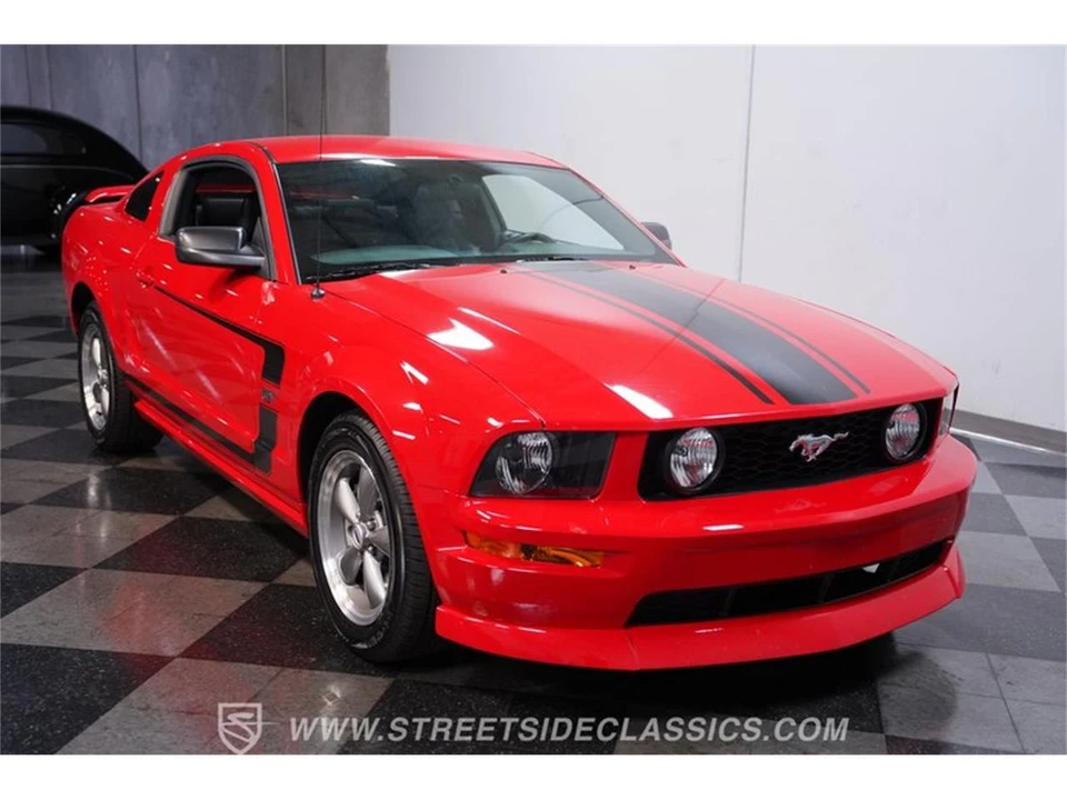 2005 Ford S197 Mustang - Image 14 of 31
