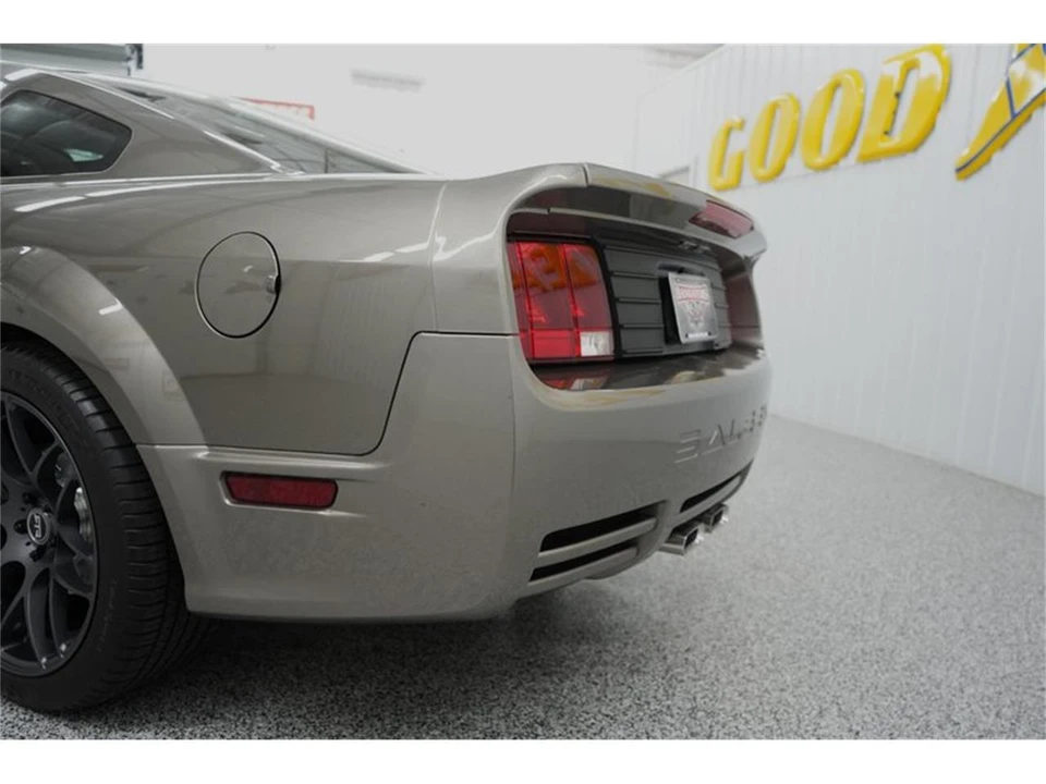 2005 Ford S197 Mustang - Image 9 of 31