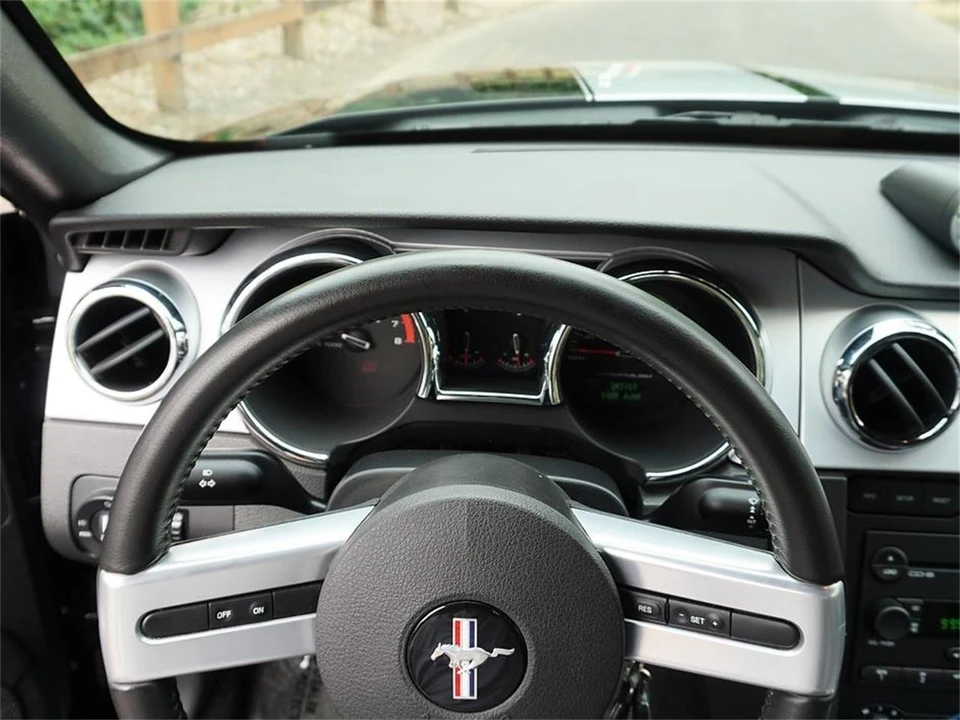 2005 Ford S197 Mustang - Image 28 of 31