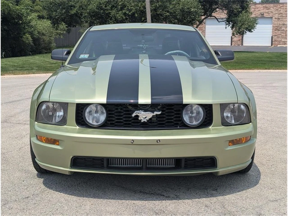 2005 Ford S197 Mustang - Image 13 of 31