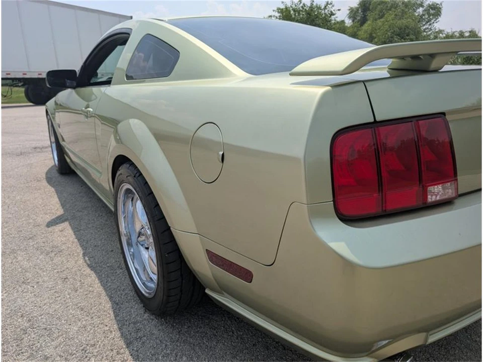 2005 Ford S197 Mustang - Image 24 of 31