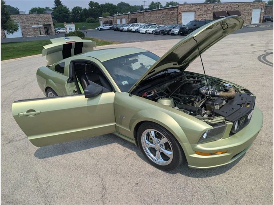 2005 Ford S197 Mustang - Image 5 of 31