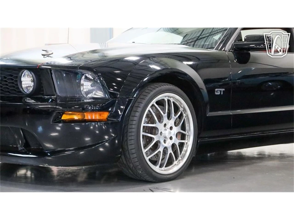 2005 Ford S197 Mustang - Image 11 of 31