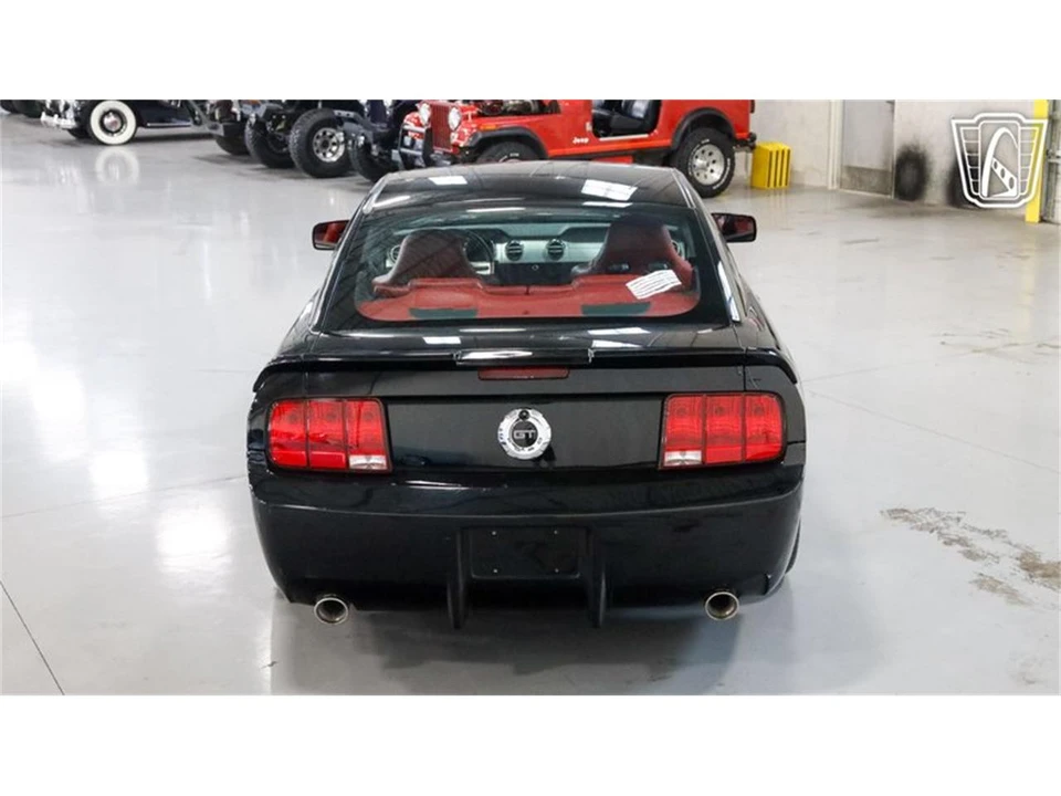 2005 Ford S197 Mustang - Image 13 of 31