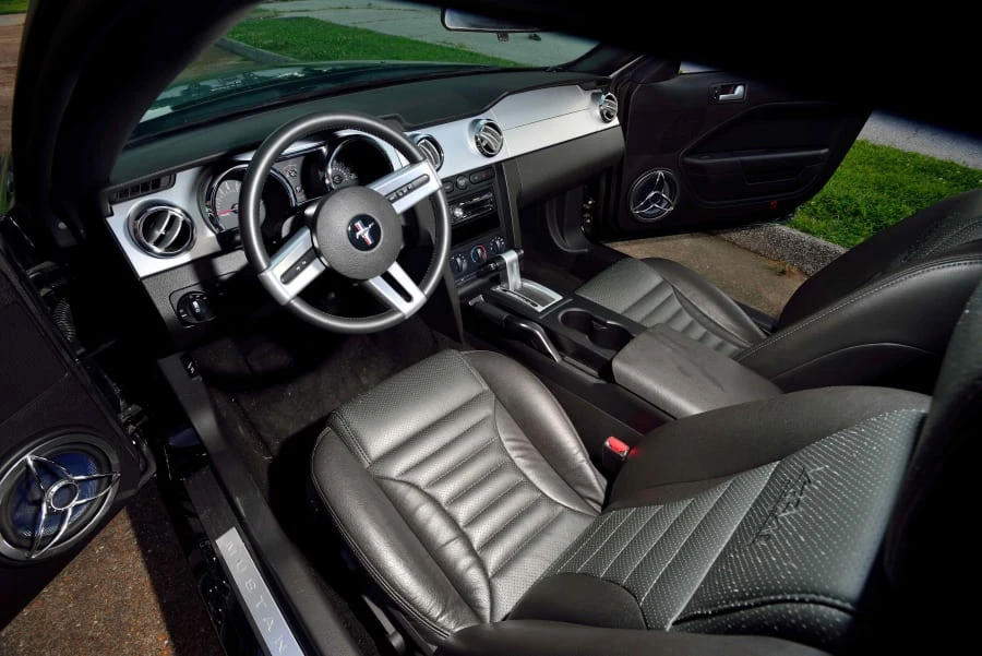 2005 Ford S197 Mustang - Image 4 of 12