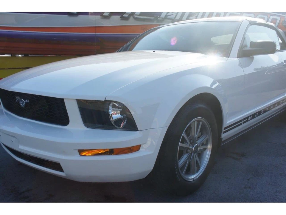 2005 Ford S197 Mustang - Image 2 of 23