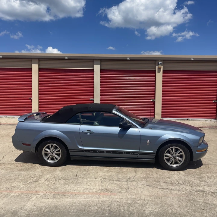 2005 Ford S197 Mustang - Image 2 of 18