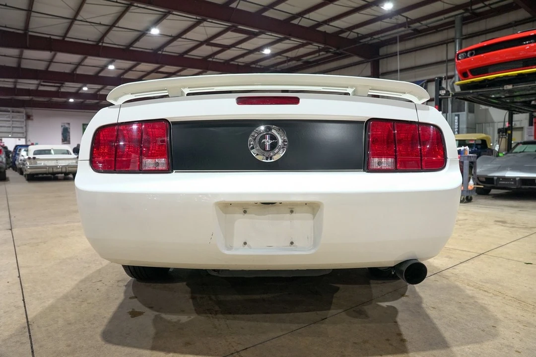 2005 Ford S197 Mustang - Image 7 of 12