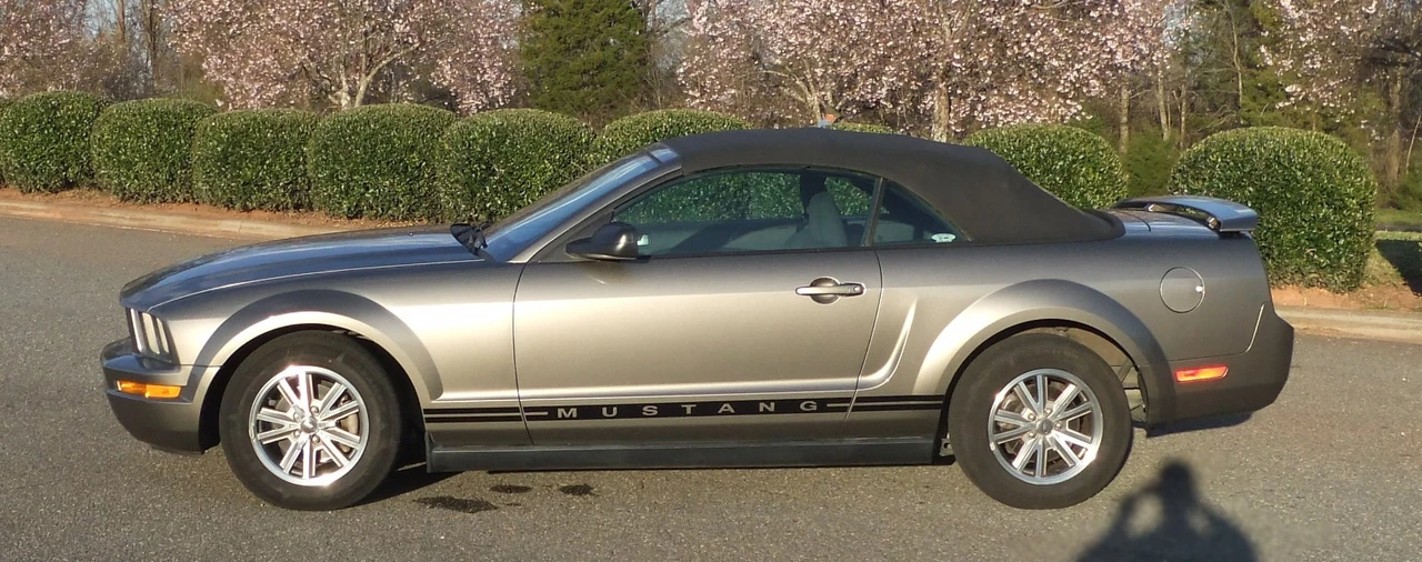 2005 Ford S197 Mustang - Image 4 of 24