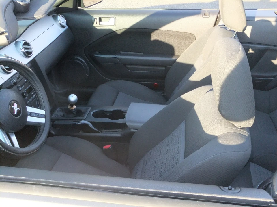 2005 Ford S197 Mustang - Image 19 of 24