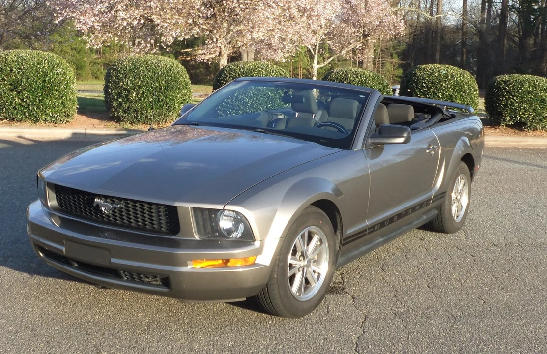 2005 Ford S197 Mustang - Image 6 of 24
