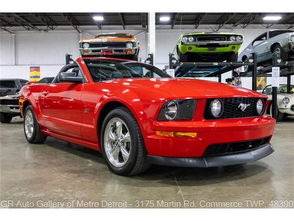 2005 Ford S197 Mustang - Image 11 of 31