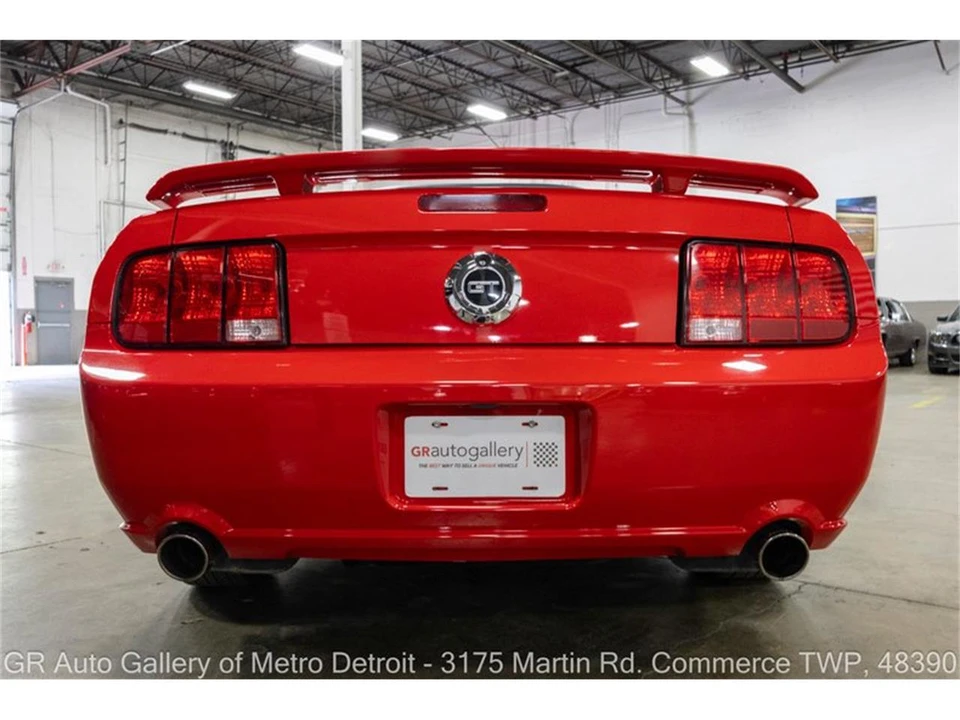 2005 Ford S197 Mustang - Image 7 of 31