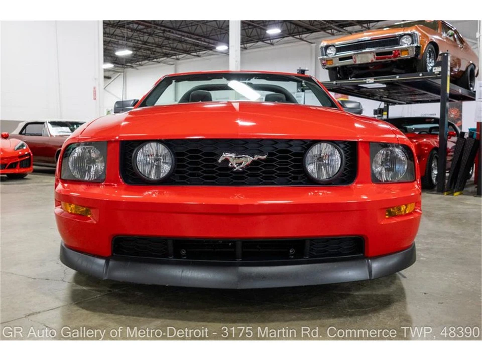 2005 Ford S197 Mustang - Image 13 of 31