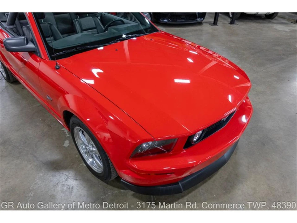 2005 Ford S197 Mustang - Image 14 of 31