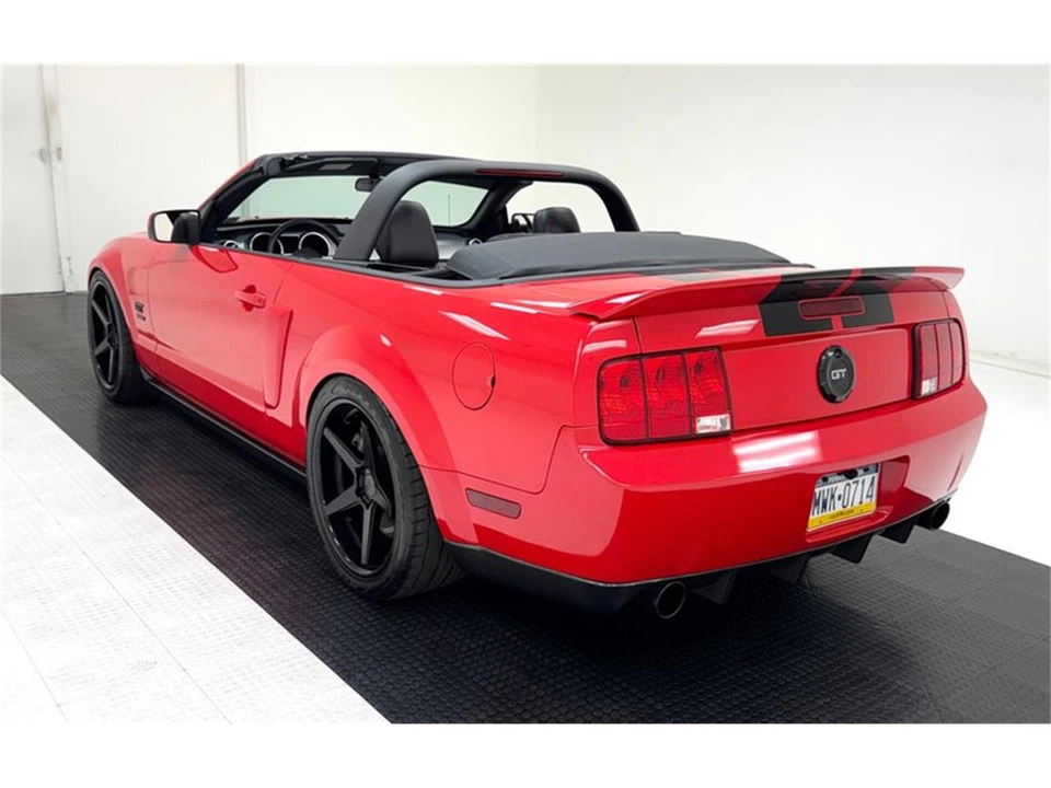 2005 Ford S197 Mustang - Image 6 of 31