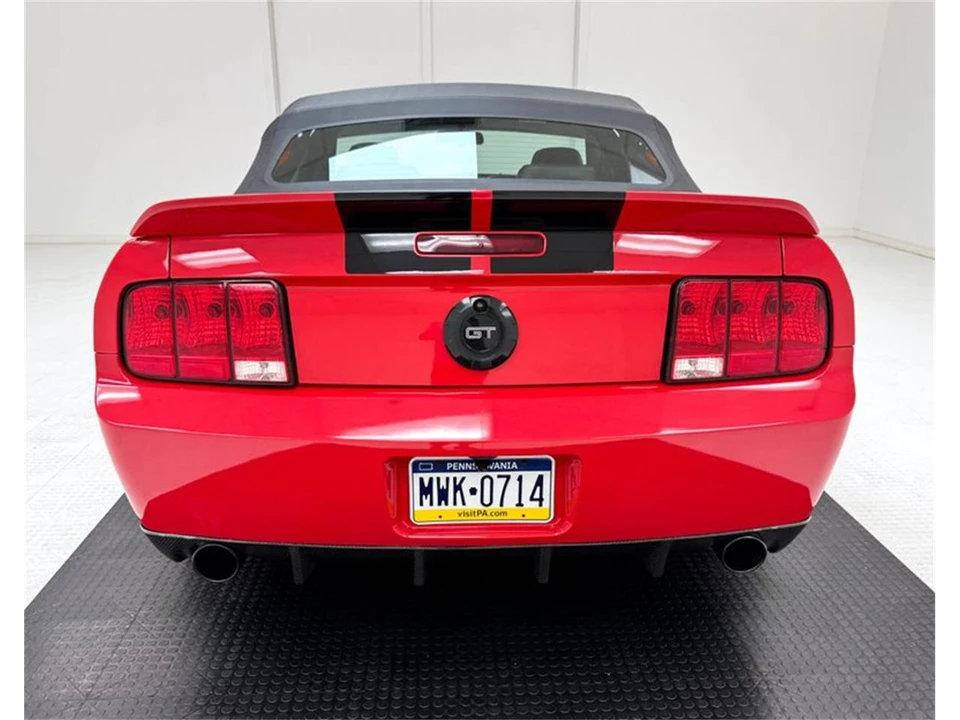 2005 Ford S197 Mustang - Image 7 of 31