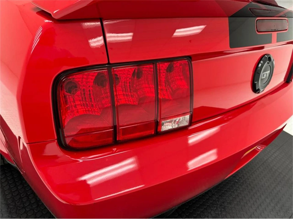 2005 Ford S197 Mustang - Image 24 of 31