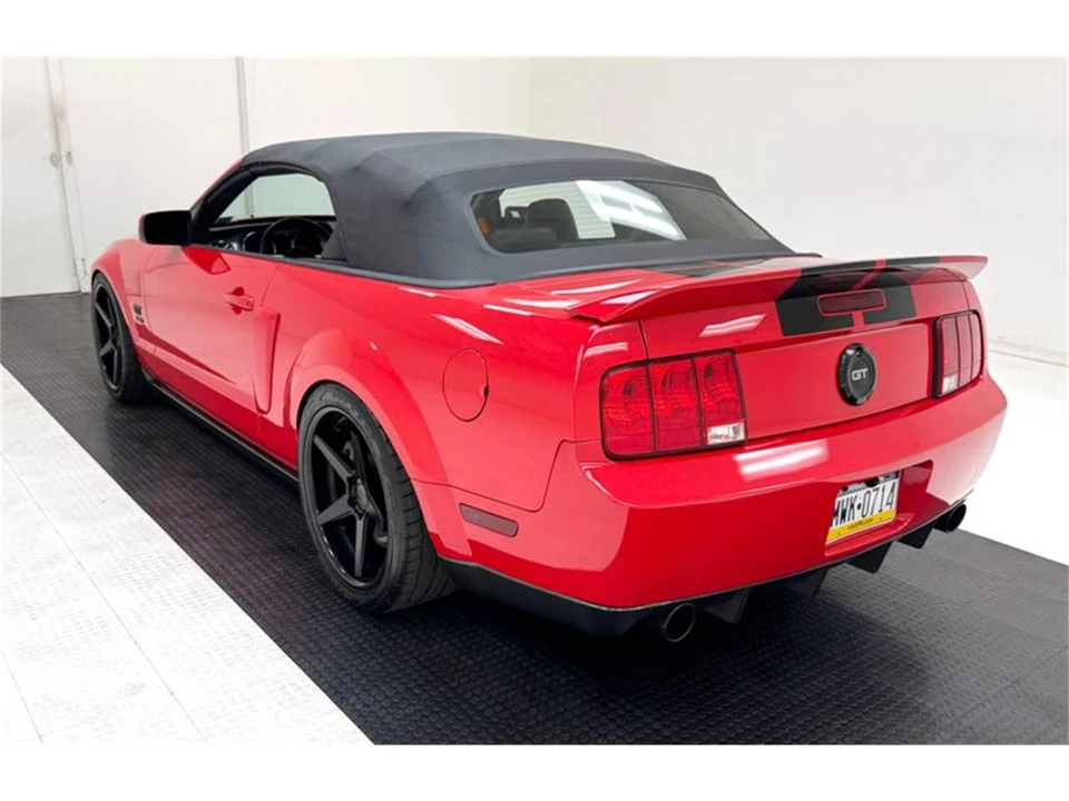 2005 Ford S197 Mustang - Image 5 of 31