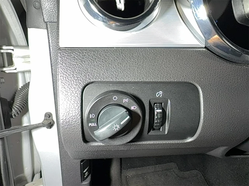 2005 Ford S197 Mustang - Image 27 of 31