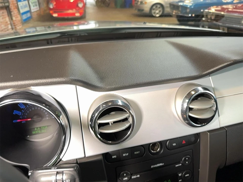 2005 Ford S197 Mustang - Image 25 of 31