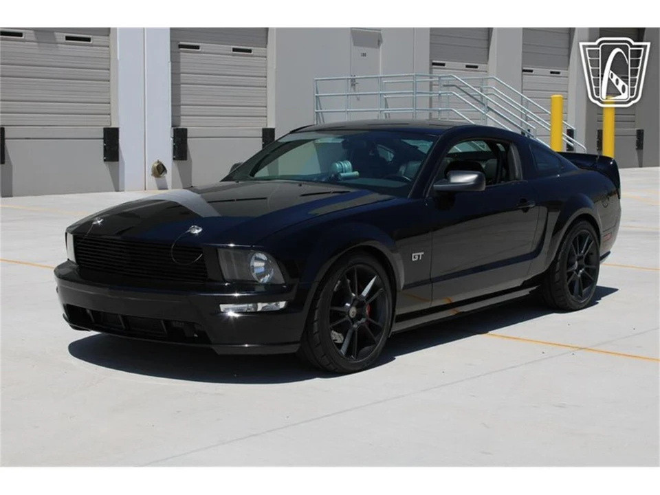 2005 Ford S197 Mustang - Image 2 of 31