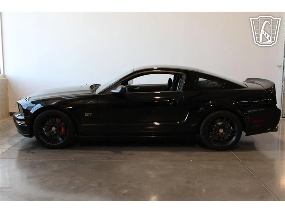 2005 Ford S197 Mustang - Image 12 of 31