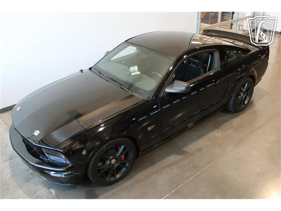 2005 Ford S197 Mustang - Image 7 of 31