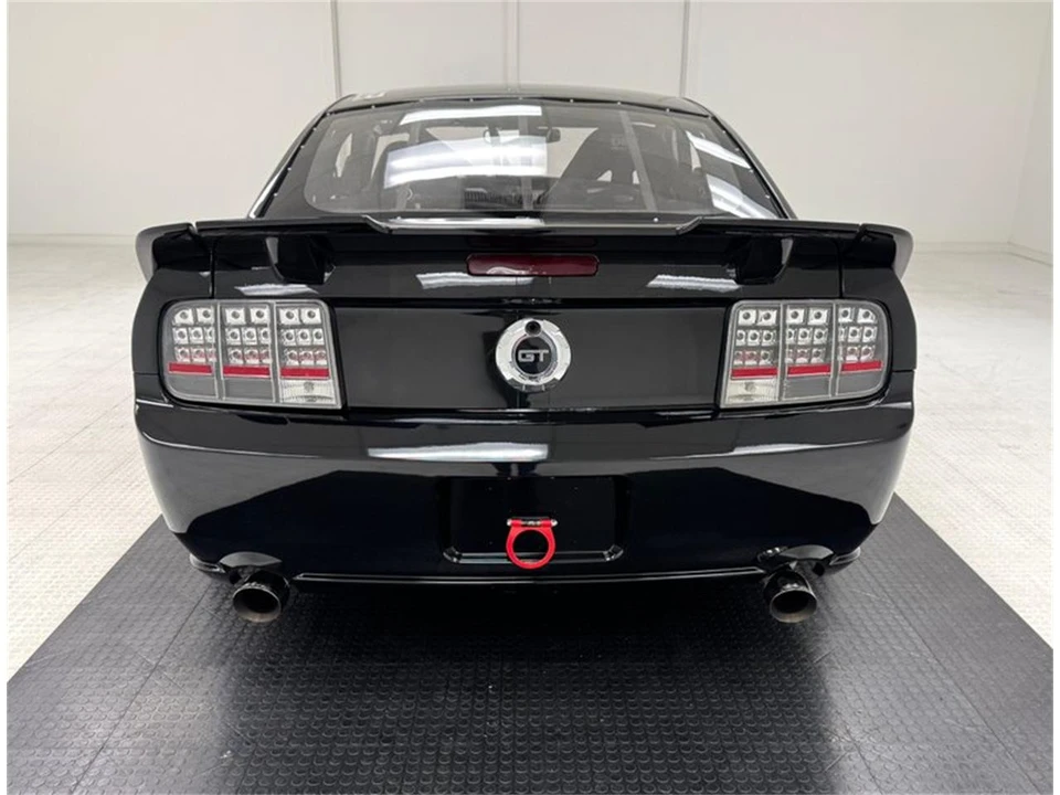 2005 Ford S197 Mustang - Image 4 of 31