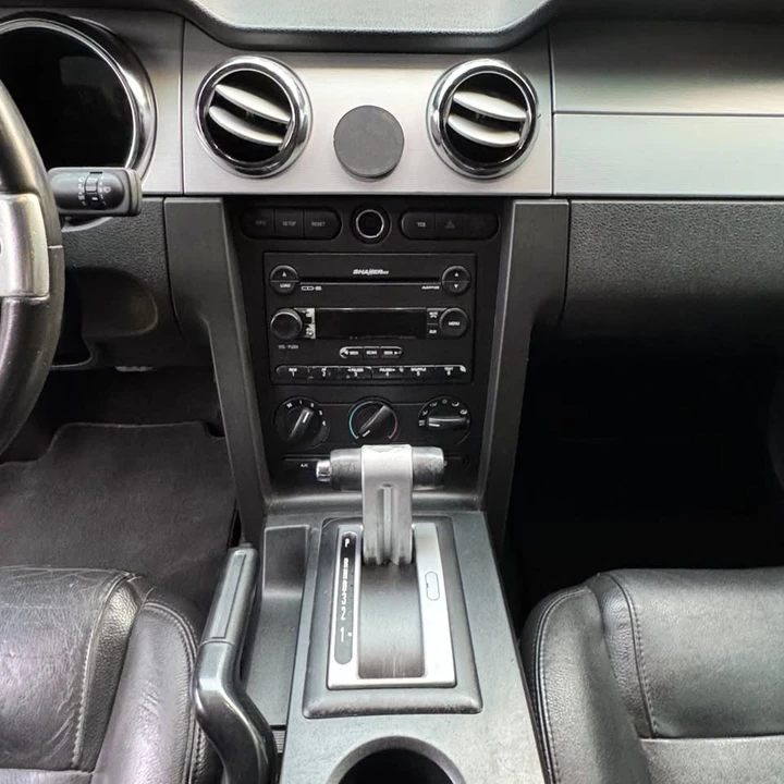 2005 Ford S197 Mustang - Image 10 of 20
