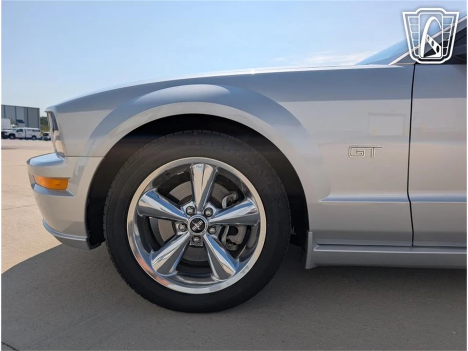 2005 Ford S197 Mustang - Image 26 of 31