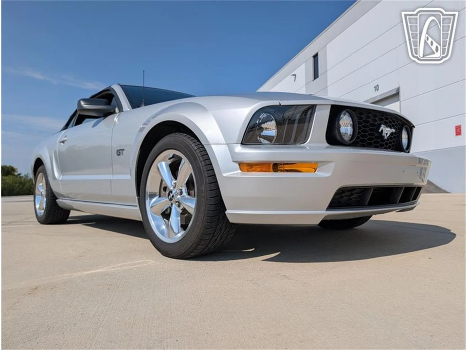 2005 Ford S197 Mustang - Image 22 of 31