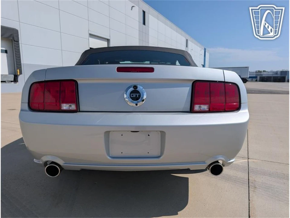 2005 Ford S197 Mustang - Image 12 of 31