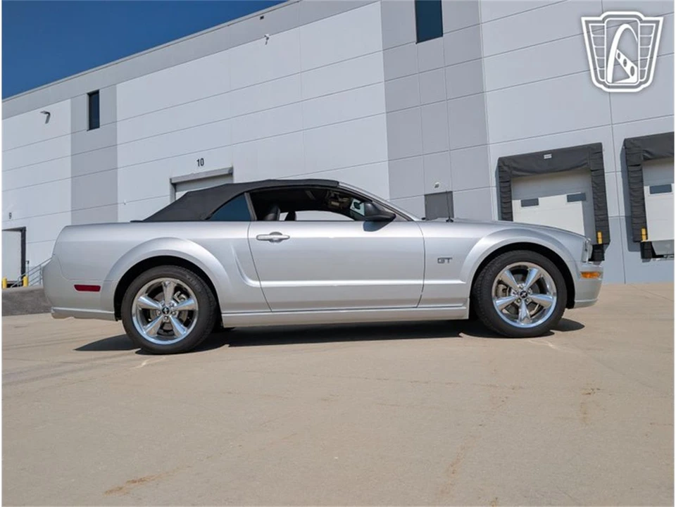 2005 Ford S197 Mustang - Image 18 of 31