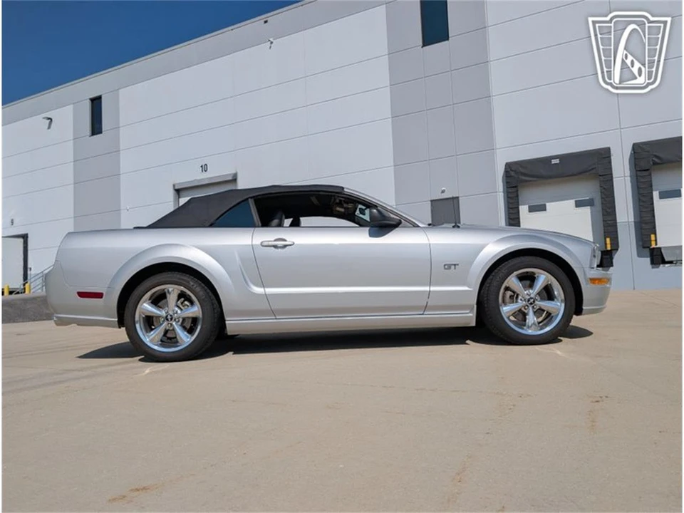 2005 Ford S197 Mustang - Image 19 of 31
