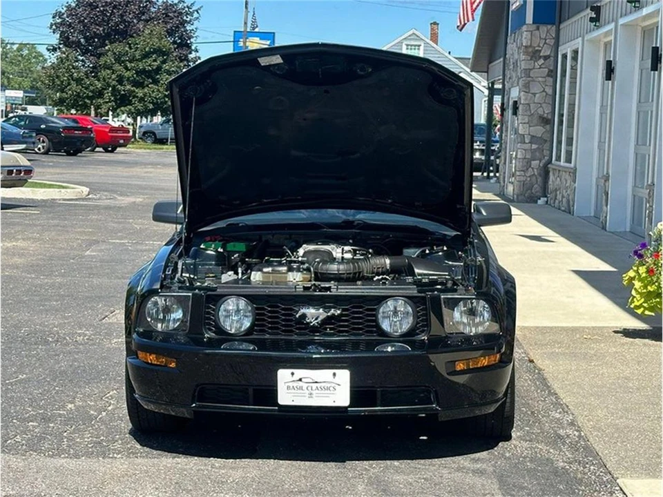 2005 Ford S197 Mustang - Image 17 of 31