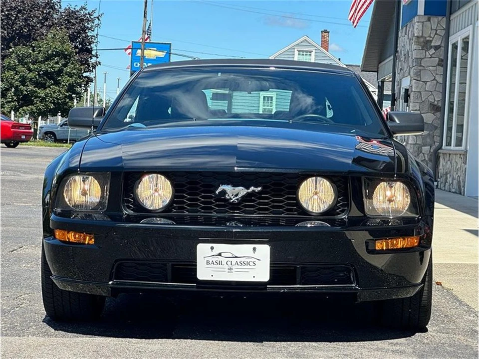 2005 Ford S197 Mustang - Image 11 of 31