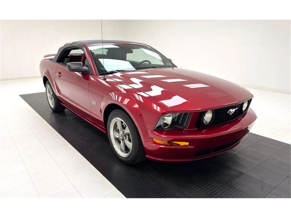 2005 Ford S197 Mustang - Image 10 of 31