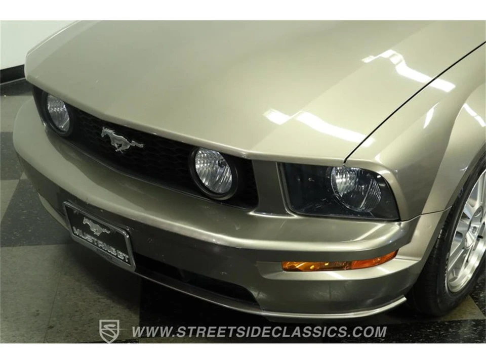 2005 Ford S197 Mustang - Image 19 of 31