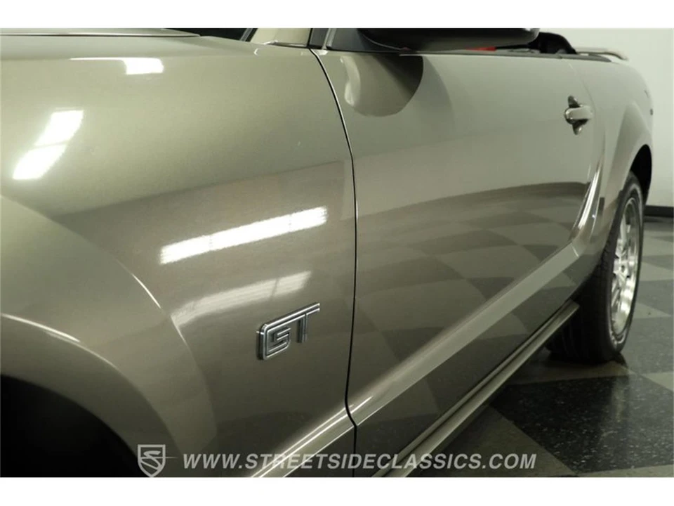 2005 Ford S197 Mustang - Image 22 of 31
