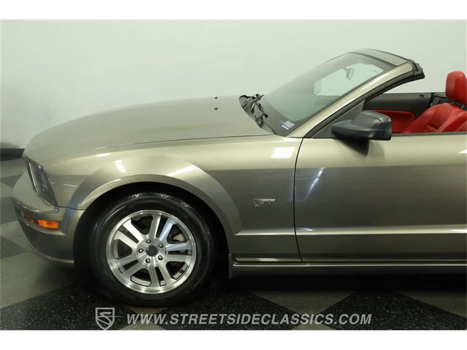 2005 Ford S197 Mustang - Image 23 of 31